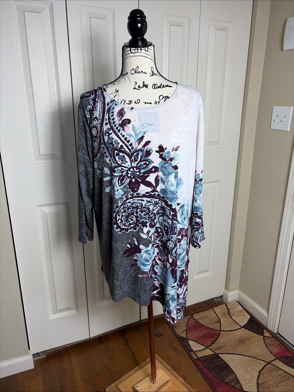 Easywear by Chicos 3 Size XL Tunic Top Floral Asymmetrical Length 3/4 Sleeves